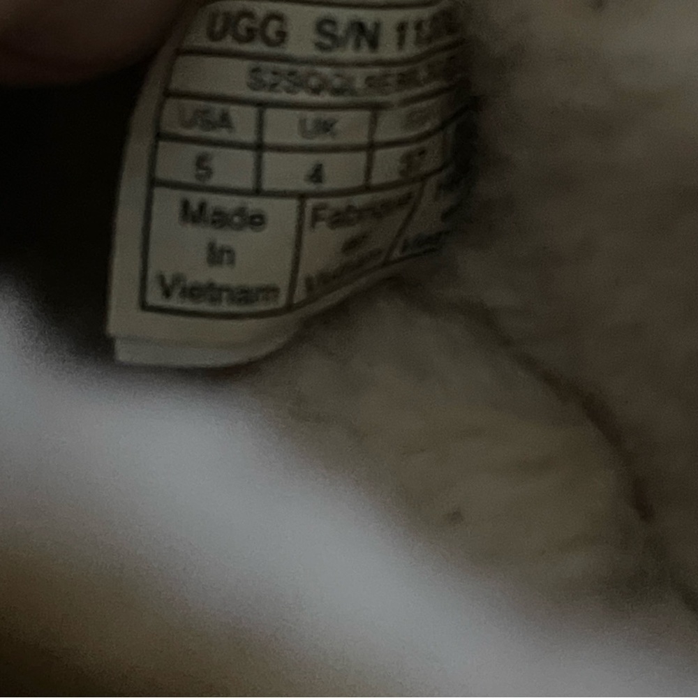 UGG Ansley Brown and White Cozy Slippers Women Size 5 - Picture 8 of 9